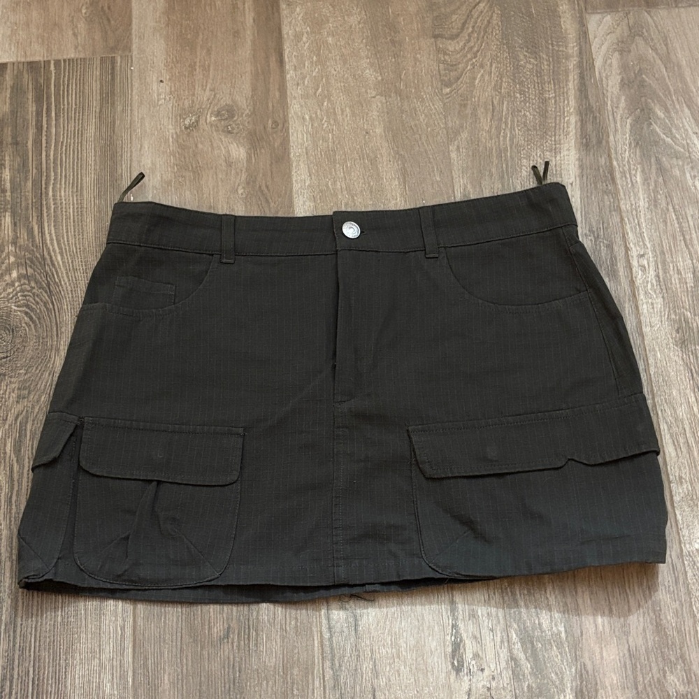 Trendy Dark Green Mini Cargo Skirt